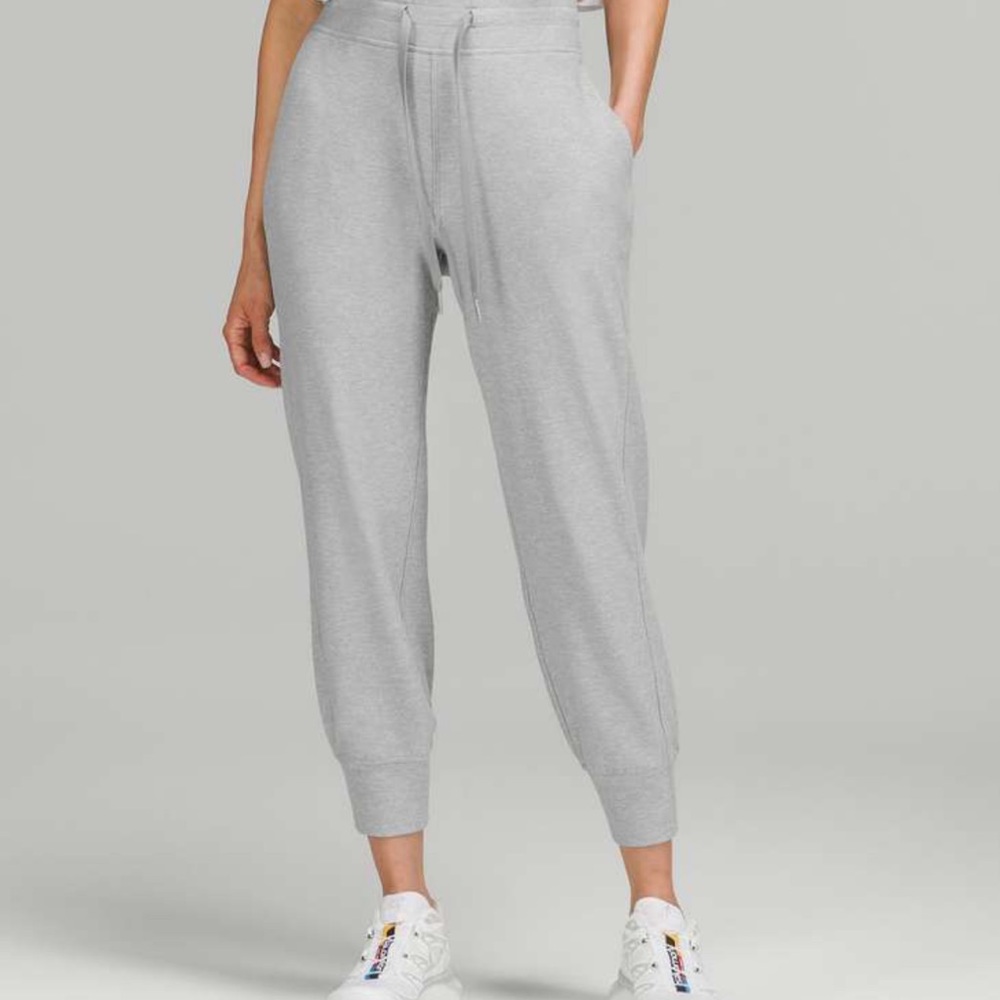 Ready to rulu jogger crop
